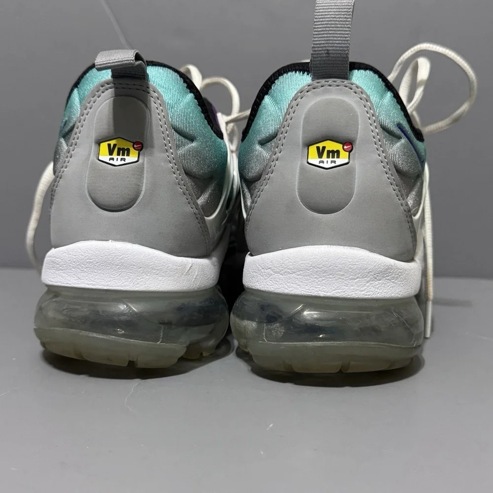 Nike Air Vapormax Plus Mens Size US 10.5 White Fierce Purple Grape Sneakers - Picture 10 of 16